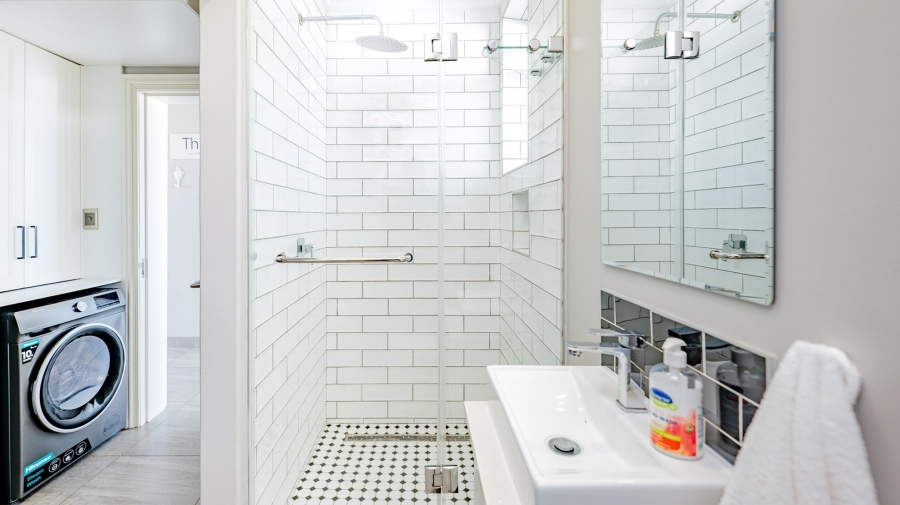 2 Bedroom Property for Sale in Struisbaai Western Cape